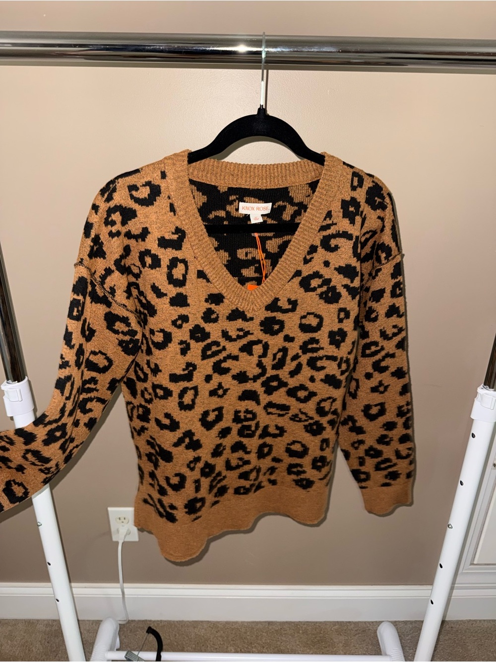 Knox Rose Tan and Black Leopard-Print V-Neck Sweater